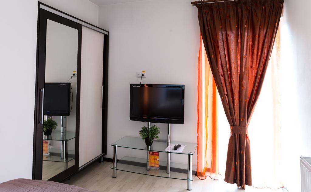 Il Primo Apartments Iasi Exteriör bild