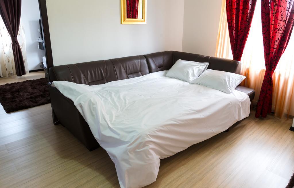 Il Primo Apartments Iasi Exteriör bild