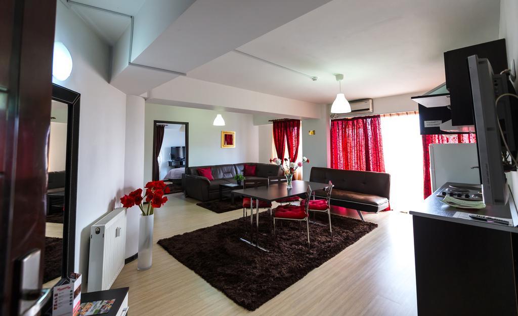 Il Primo Apartments Iasi Exteriör bild