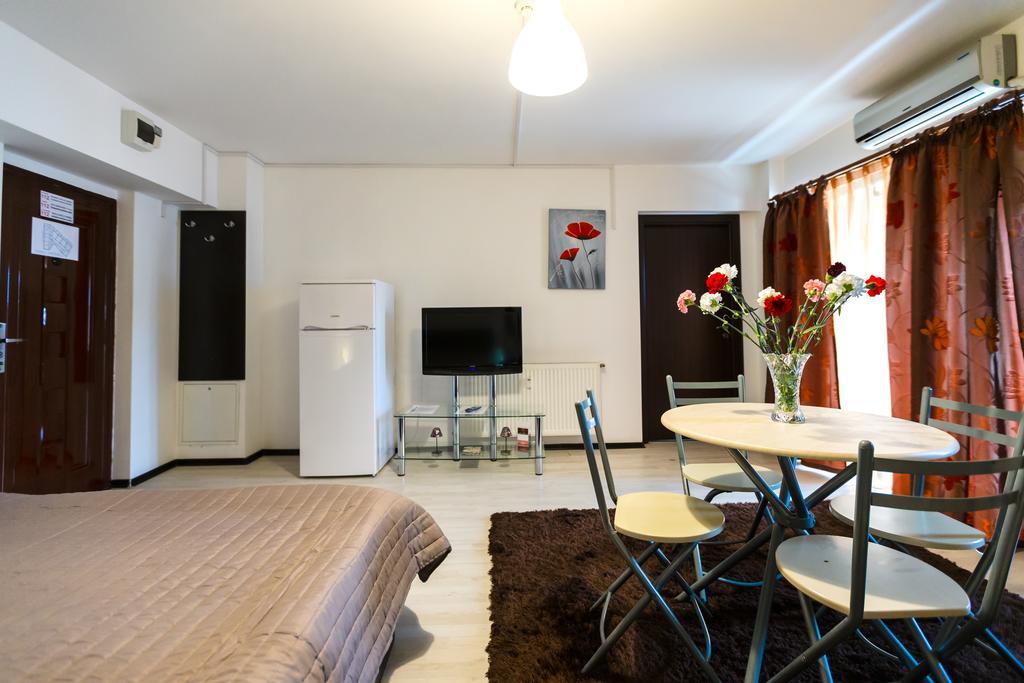 Il Primo Apartments Iasi Exteriör bild