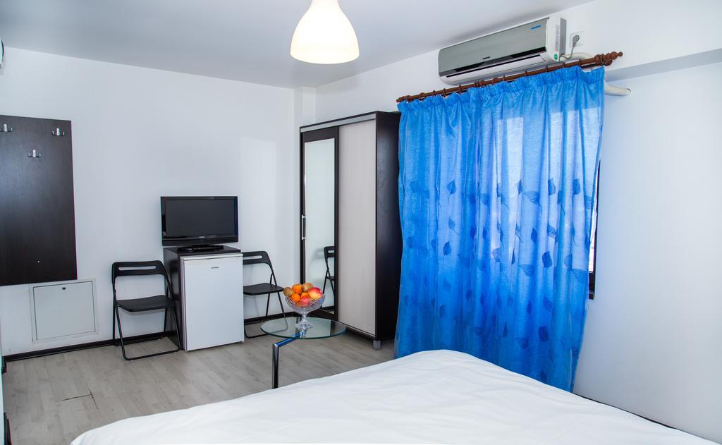 Il Primo Apartments Iasi Exteriör bild