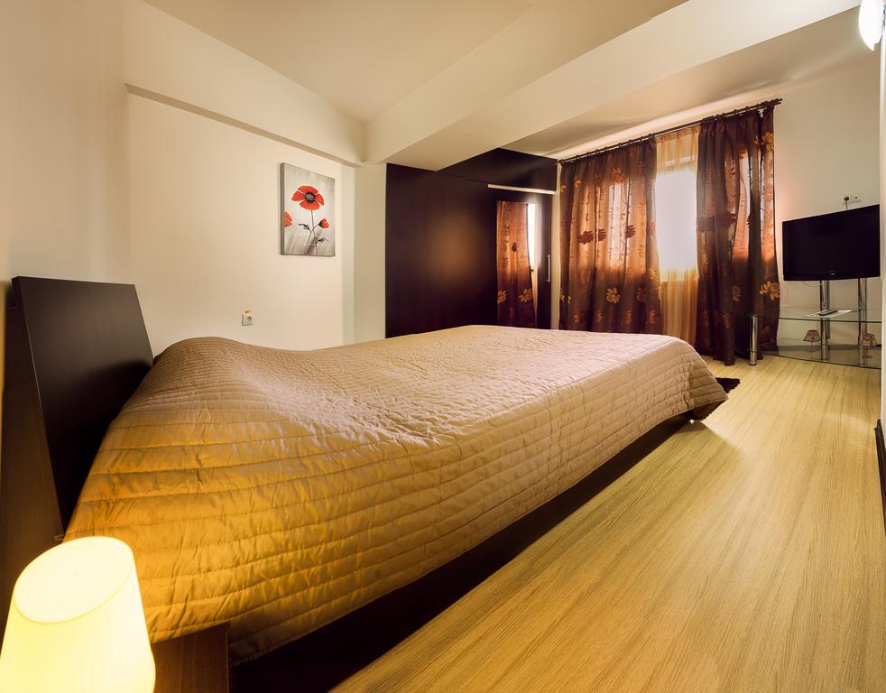 Il Primo Apartments Iasi Exteriör bild