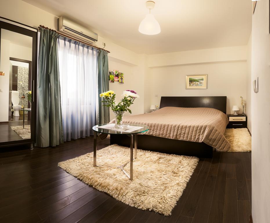 Il Primo Apartments Iasi Exteriör bild
